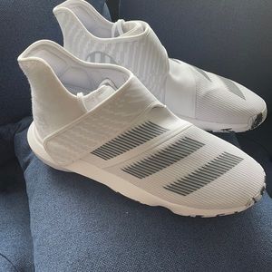 adidas Men's White and Black Athletic Shoes